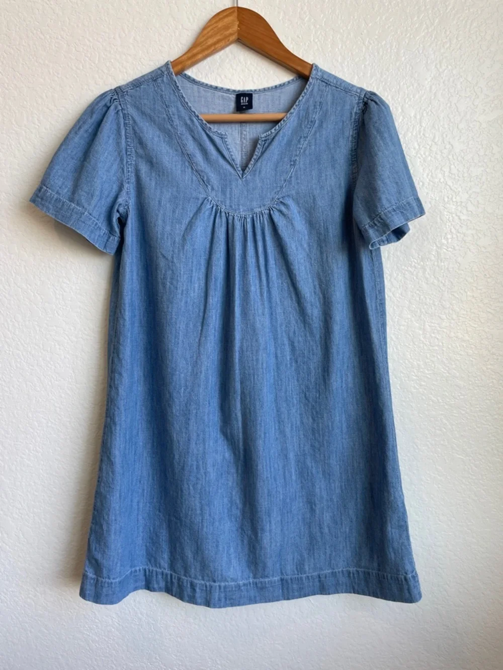 GAP Light Blue Denim Short Sleeve Shift Dress • XL (Girl)